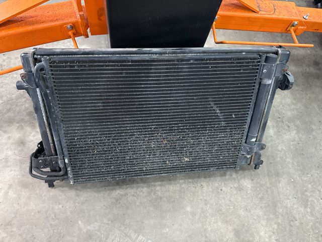 bontott VW GOLF V Hűtő Ventilátor(ok), Radiátor(ok) Szett