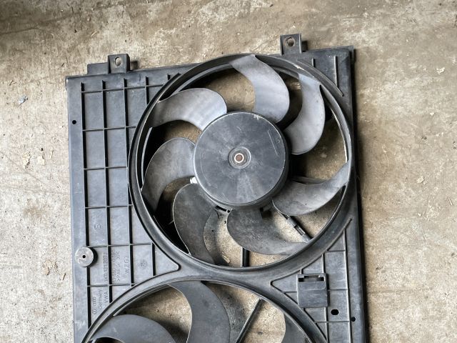 bontott VW GOLF V Hűtőventilátor