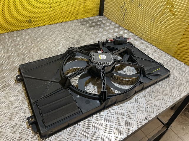 bontott VW GOLF V Hűtőventilátor