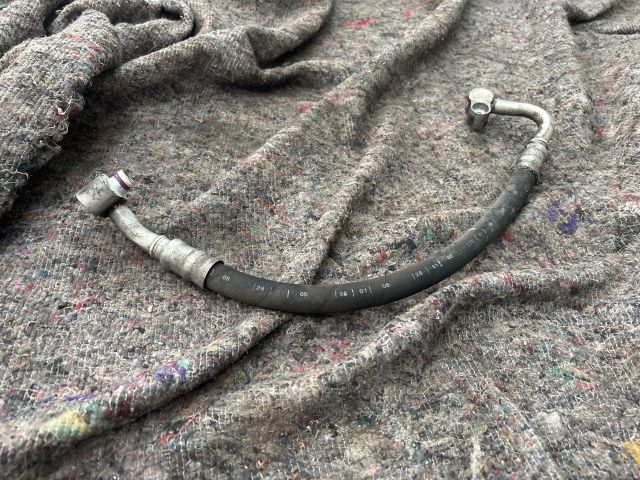 bontott VW GOLF V Klíma Cső