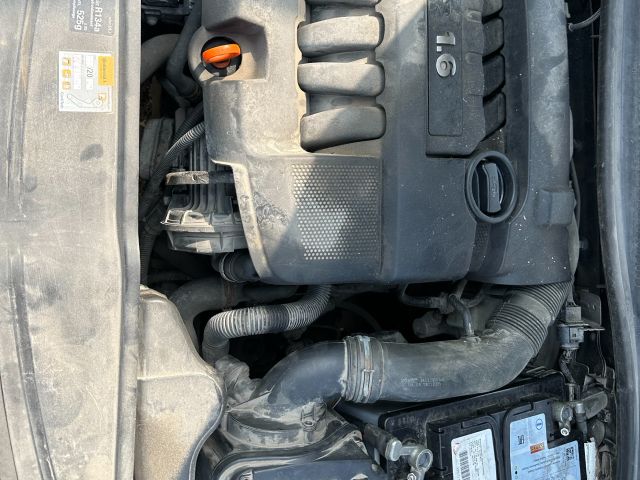 bontott VW GOLF V Klímakompresszor