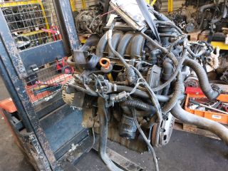 bontott VW GOLF V Komplett Motor (Segédberendezésekkel)