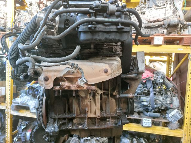 bontott VW GOLF V Komplett Motor (Segédberendezésekkel)