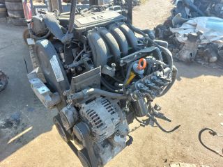 bontott VW GOLF V Komplett Motor (Segédberendezésekkel)