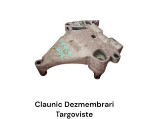 bontott VW GOLF V Motor Tartó Bak (Fém)