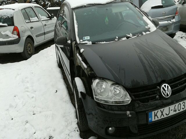 bontott VW GOLF V Motor Tartó Bak Jobb