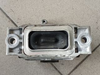 bontott VW GOLF V Motor Tartó Bak (Pozíciófüggetlen)