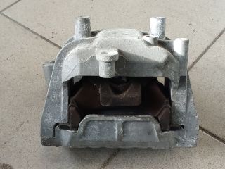 bontott VW GOLF V Motor Tartó Bak (Pozíciófüggetlen)