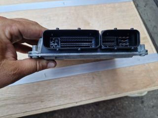 bontott VW GOLF V Motorvezérlő