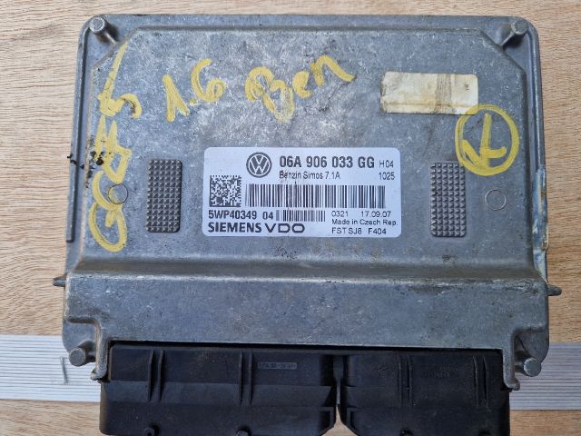 bontott VW GOLF V Motorvezérlő