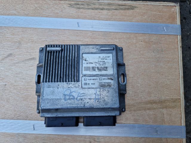 bontott VW GOLF V Motorvezérlő