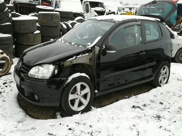 bontott VW GOLF V Motorvezérlő