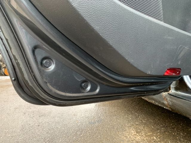 bontott VW GOLF V Motorvezérlő