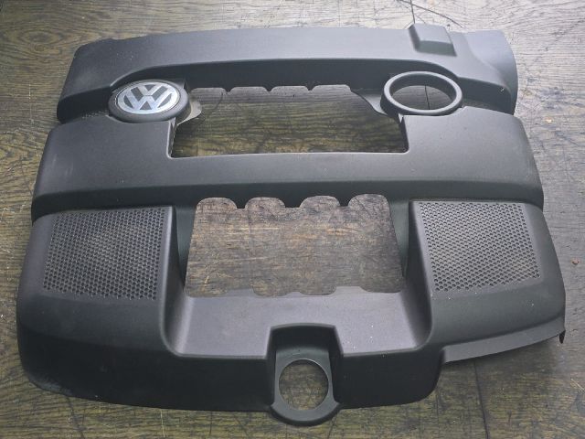 bontott VW GOLF V Felső Motorburkolat