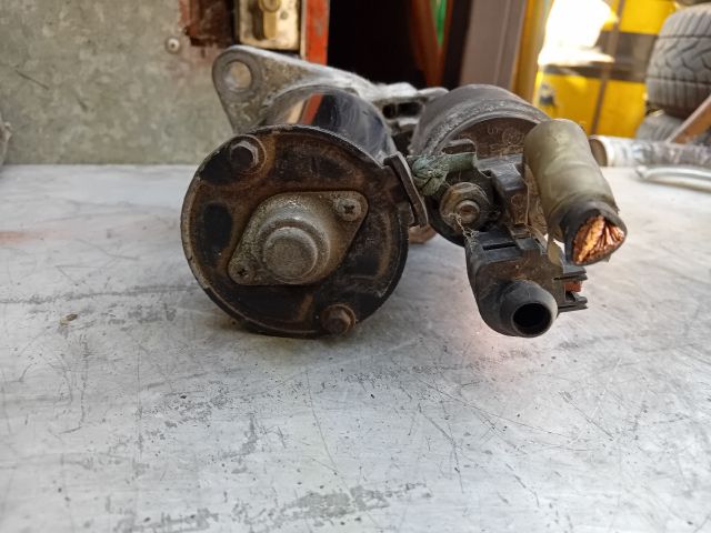 bontott VW GOLF V Önindító