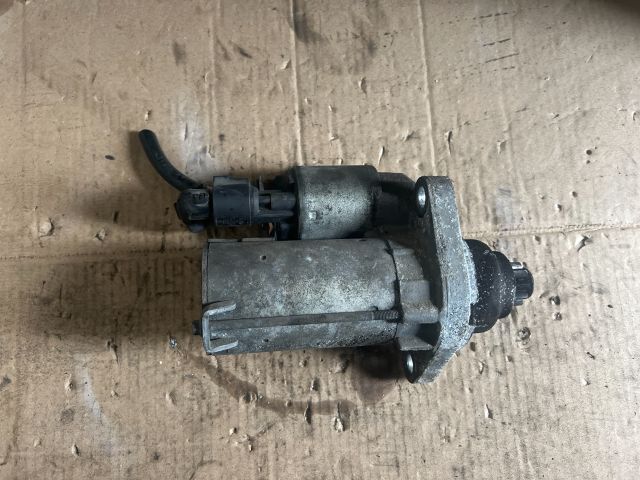 bontott VW GOLF V Önindító