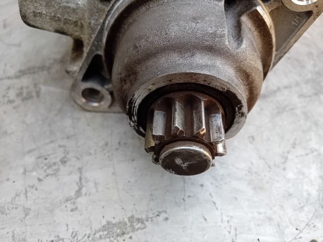 bontott VW GOLF V Önindító