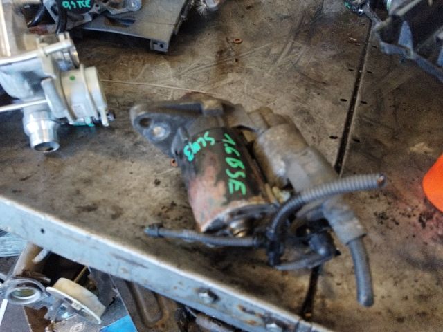 bontott VW GOLF V Önindító