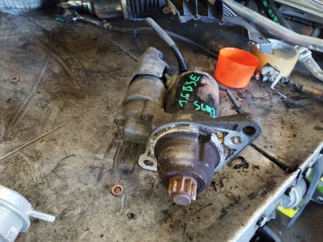 bontott VW GOLF V Önindító