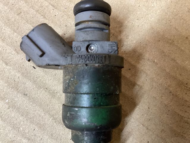 bontott VW GOLF V Porlasztó (1 db)