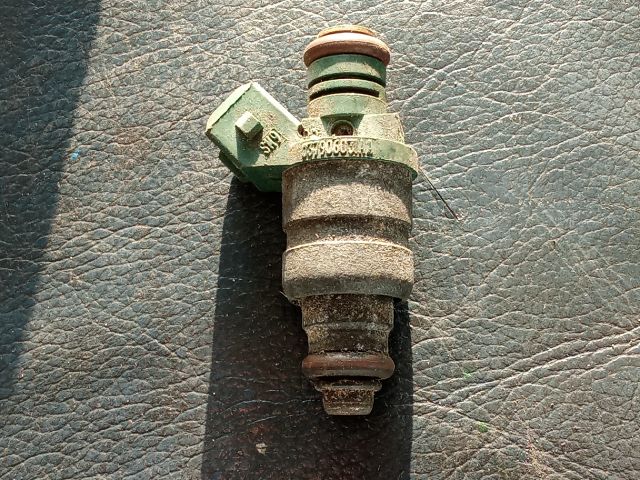 bontott VW GOLF V Porlasztó (1 db)