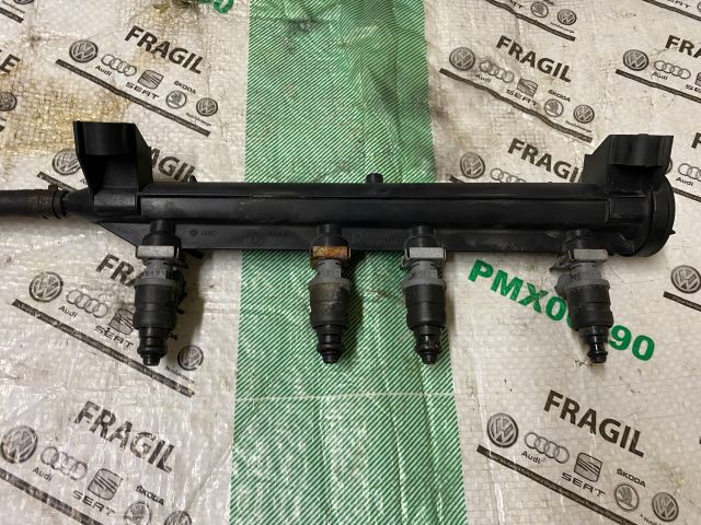 bontott VW GOLF V Porlasztó Sor / Híd