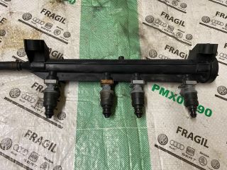 bontott VW GOLF V Porlasztó Sor / Híd