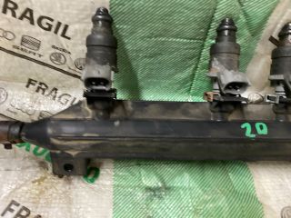 bontott VW GOLF V Porlasztó Sor / Híd