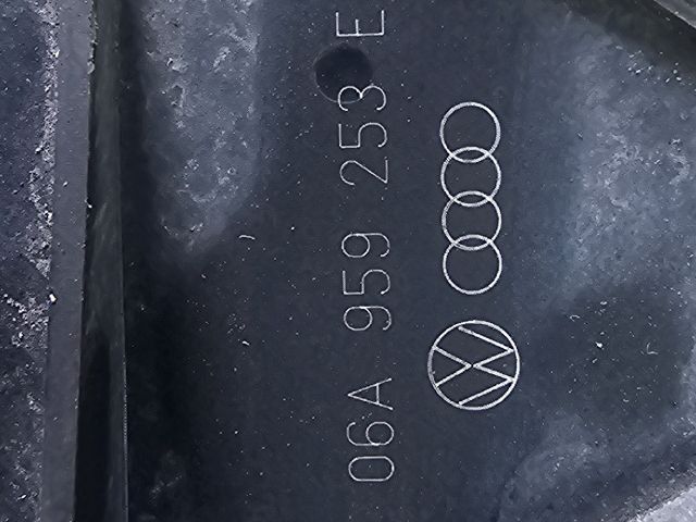 bontott VW GOLF V Szekunder Levegő Szivattyú