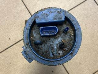 bontott VW GOLF V Üzemanyag Szivattyú