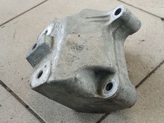 bontott VW GOLF V Váltó Tartó Bak (Pozíciófüggetlen)