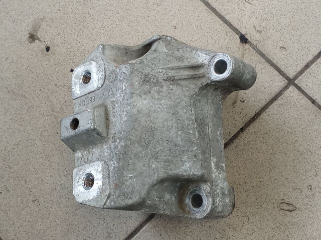 bontott VW GOLF V Váltó Tartó Bak (Pozíciófüggetlen)