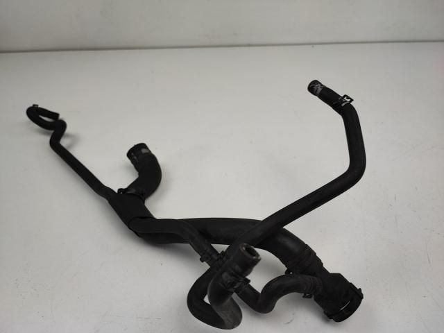 bontott VW GOLF V Vízcső