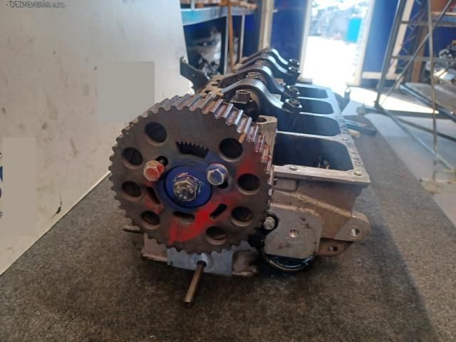 bontott VW GOLF V Hengerfej