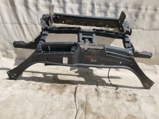 bontott VW GOLF V Homlokfal (Üres lemez)