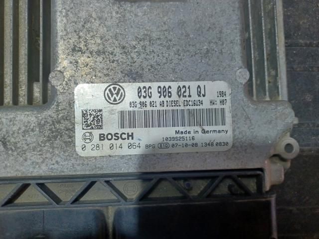 bontott VW GOLF V Motorvezérlő