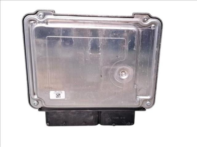 bontott VW GOLF V Motorvezérlő