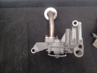 bontott VW GOLF V Olajszivattyú