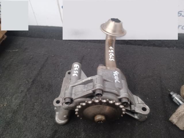 bontott VW GOLF V Olajszivattyú