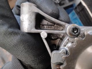 bontott VW GOLF V Olajszivattyú