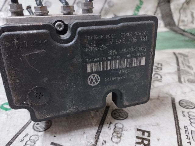 bontott VW GOLF V ABS Kocka