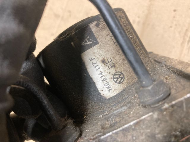 bontott VW GOLF V ABS Kocka