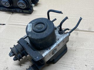 bontott VW GOLF V ABS Kocka