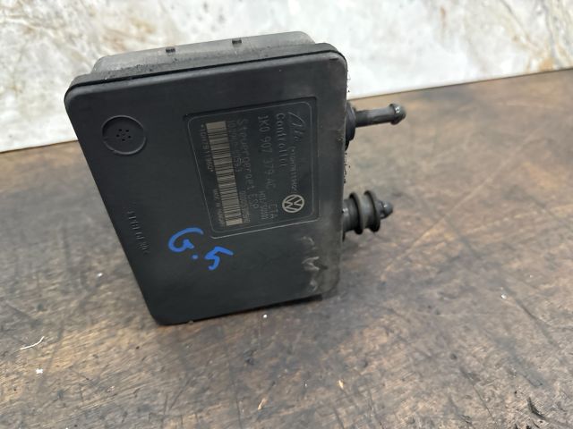 bontott VW GOLF V ABS Kocka