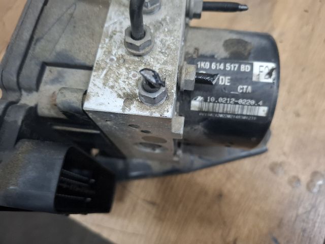 bontott VW GOLF V ABS Kocka