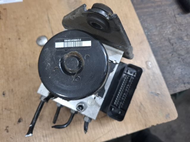 bontott VW GOLF V ABS Kocka