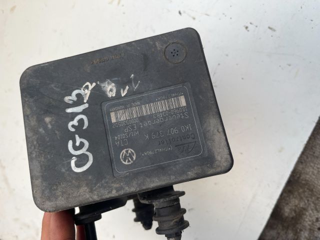 bontott VW GOLF V ABS Kocka