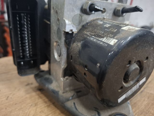 bontott VW GOLF V ABS Kocka