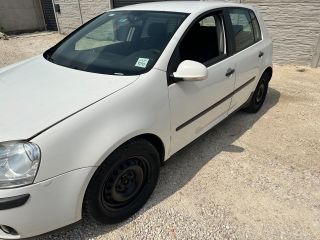 bontott VW GOLF V Alsó Motorburkolat