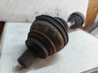 bontott VW GOLF V Bal Féltengely